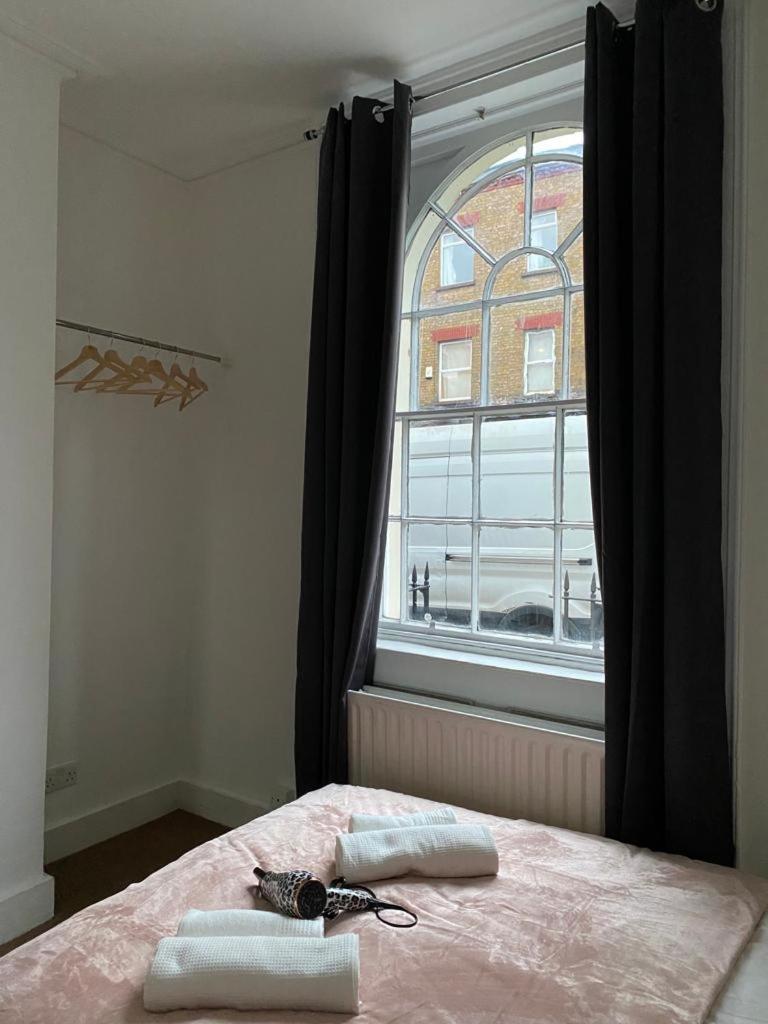 Comfy Private Rooms In Camden Town, Central Londres Exterior foto